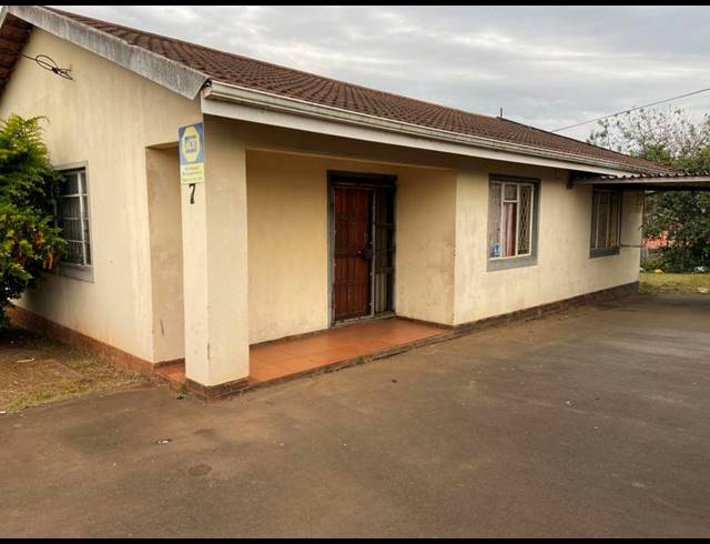 3 BEDROOM HOUSE FOR SALE IN CINDERELLA PARK